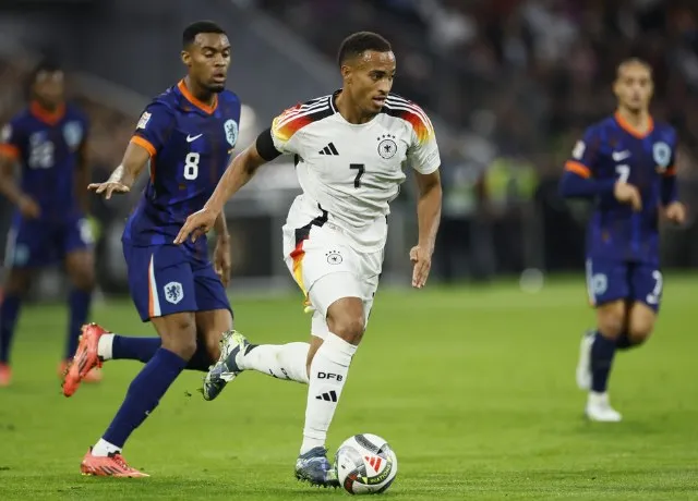 Jamie Leweling, tài năng trẻ triển vọng của bóng đá Đức